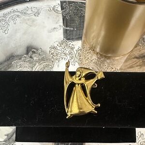 Vintage Brownie Brooch